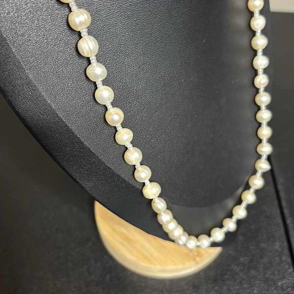 Baroque Pearl Classy Beaded Necklace​ - Picture 6 of 8
